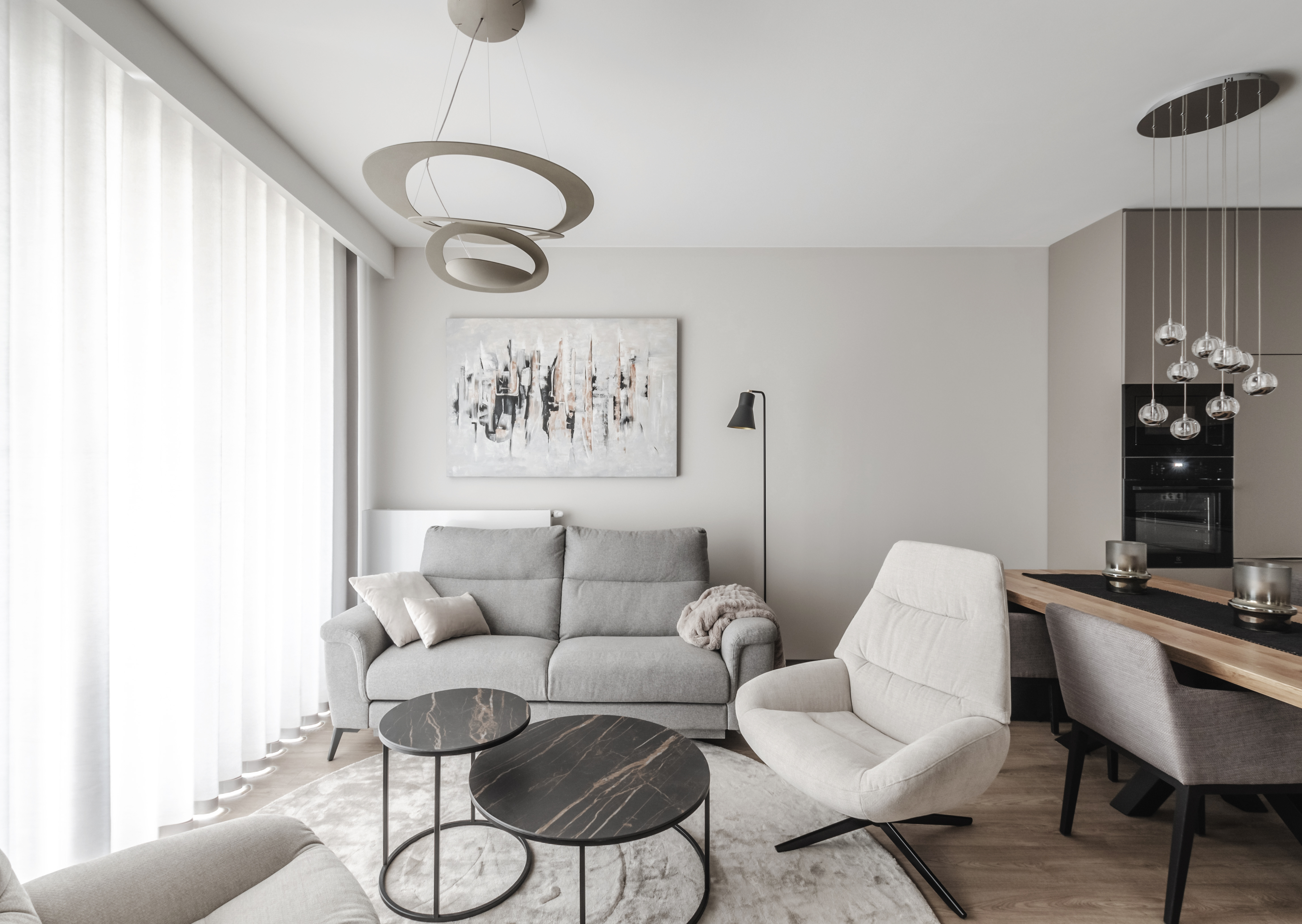 estetycznie zaaranżowane wnętrze